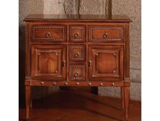 CHEST OF DRAWERS 060