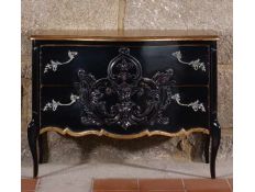 CHEST OF DRAWERS 109