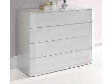 CHEST OF DRAWERS C 102