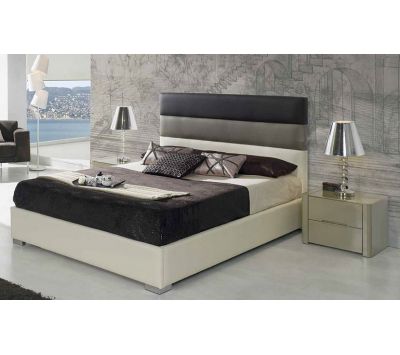 BED EERISED 690 + 2 BEDSIDE TABLES M 110