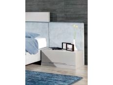 BEDSIDE TABLE AON01