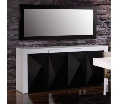 Sideboard Abril 