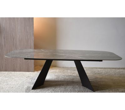 DINING TABLE BETTINA