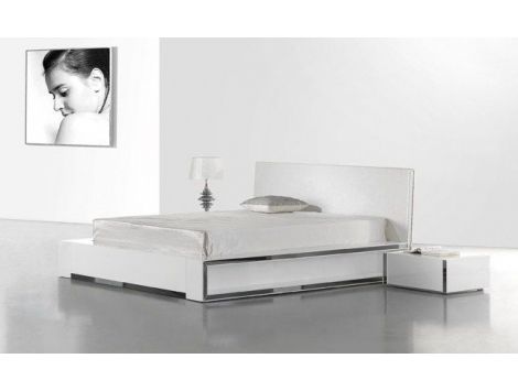 Cama + mesas cabeceira Quarto Visage V010