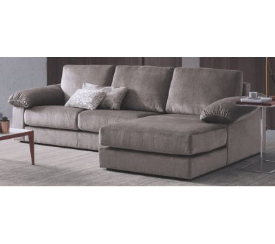 SOFA WITH CAHISE LONG ELLITSAB