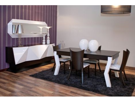 Dining room Etnamaid