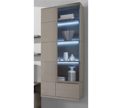 Raised glass door right Arta