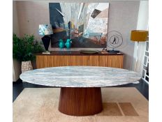 DINING TABLE OVAL ZEN