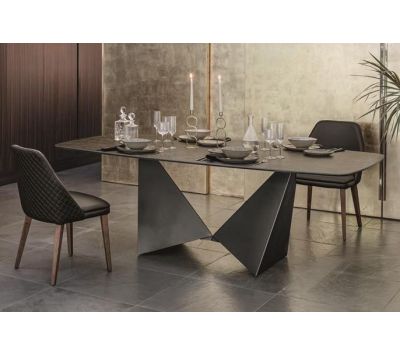DINING TABLE ORIGAMI