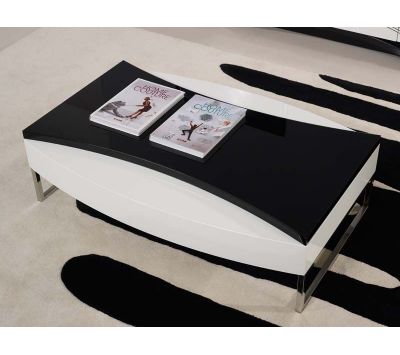 Mesa com tamplo duplo em madeira